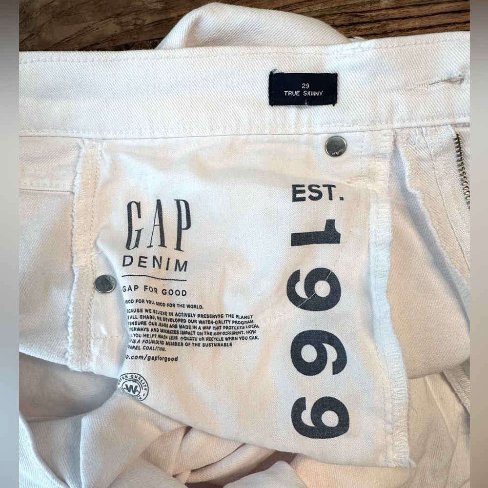 Women’s Gap True Skinny White Jeans, size 29 - Picture 4 of 10